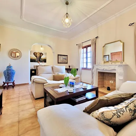 Casa Mari Semesterbostad