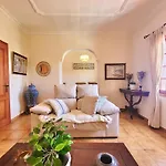 Casa Mari 펜션
